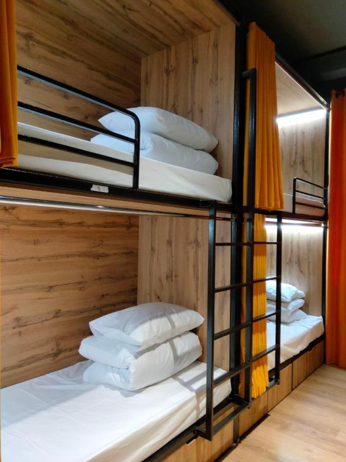 Hostel Bro Astana エクステリア 写真