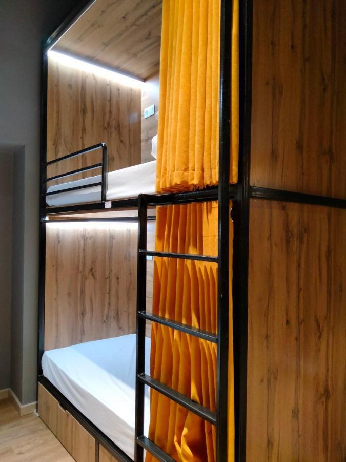 Hostel Bro Astana エクステリア 写真