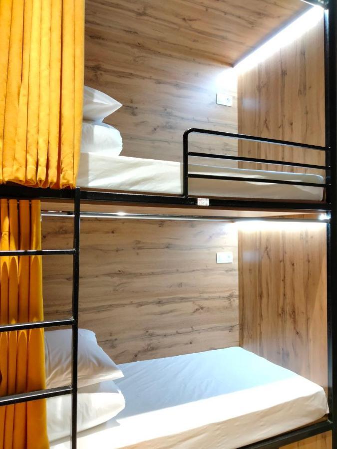 Hostel Bro Astana エクステリア 写真