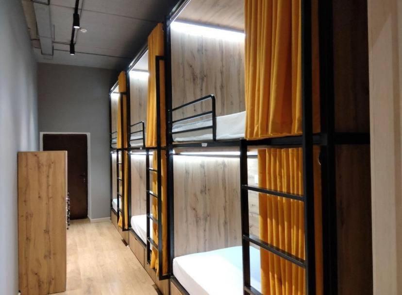 Hostel Bro Astana エクステリア 写真